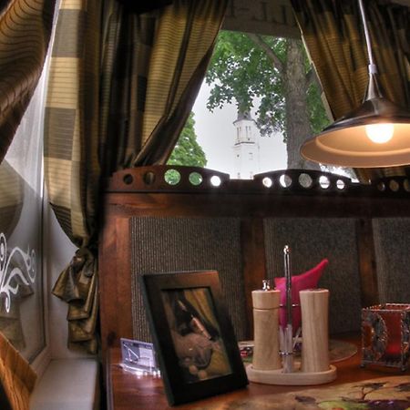 Hotel Krunk Sillamäe Екстериор снимка