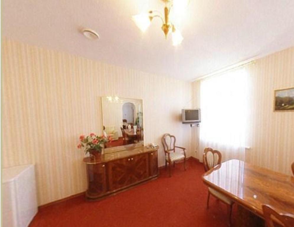 Hotel Krunk Sillamäe Стая снимка